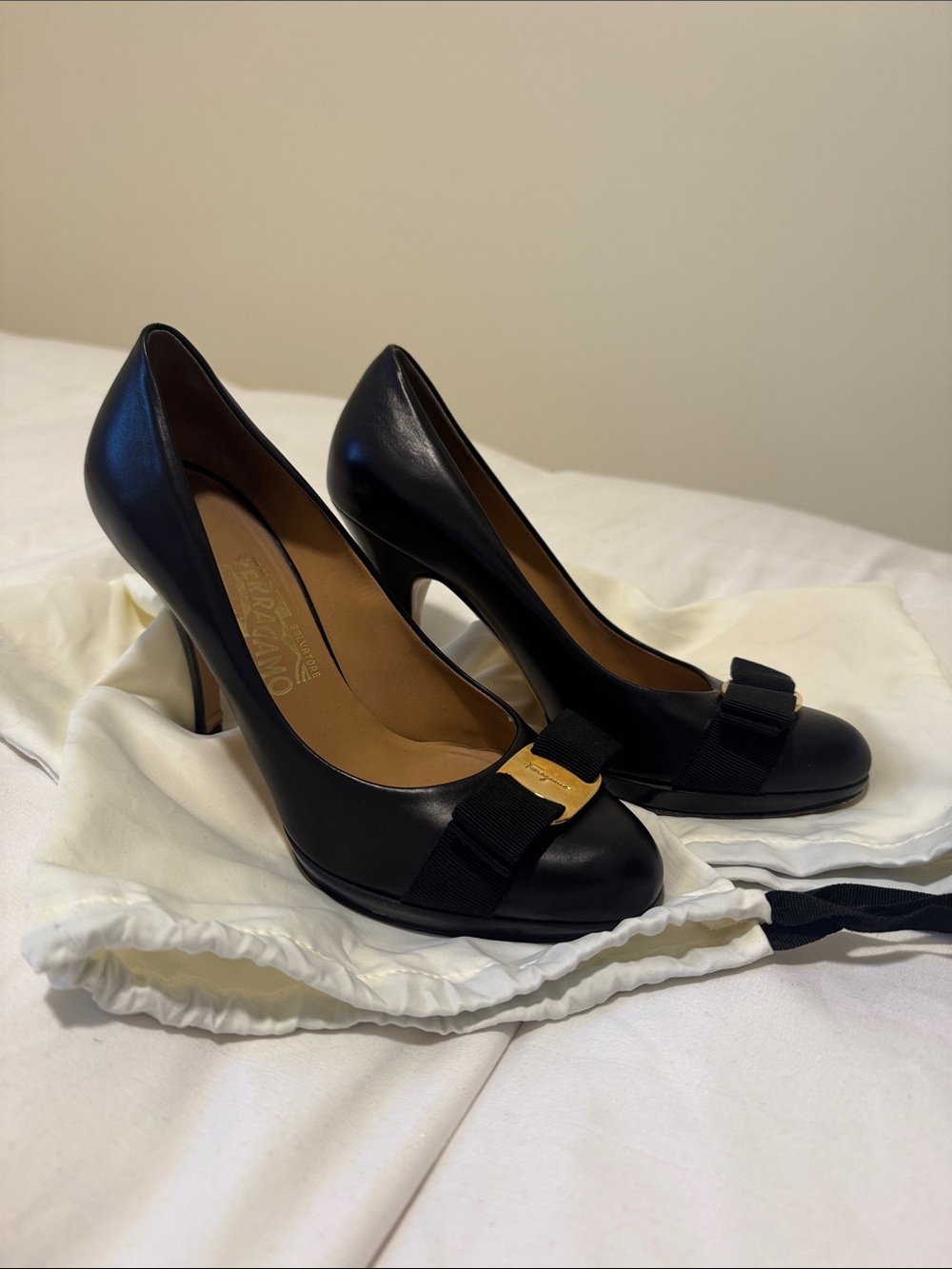 Salvatore Ferragamo Black Leather Vara Heel